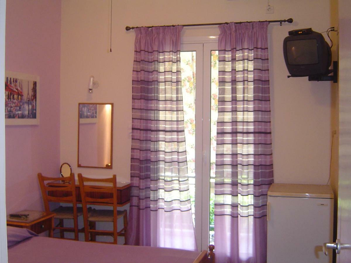 Nana Hotel Kamena Vourla Extérieur photo